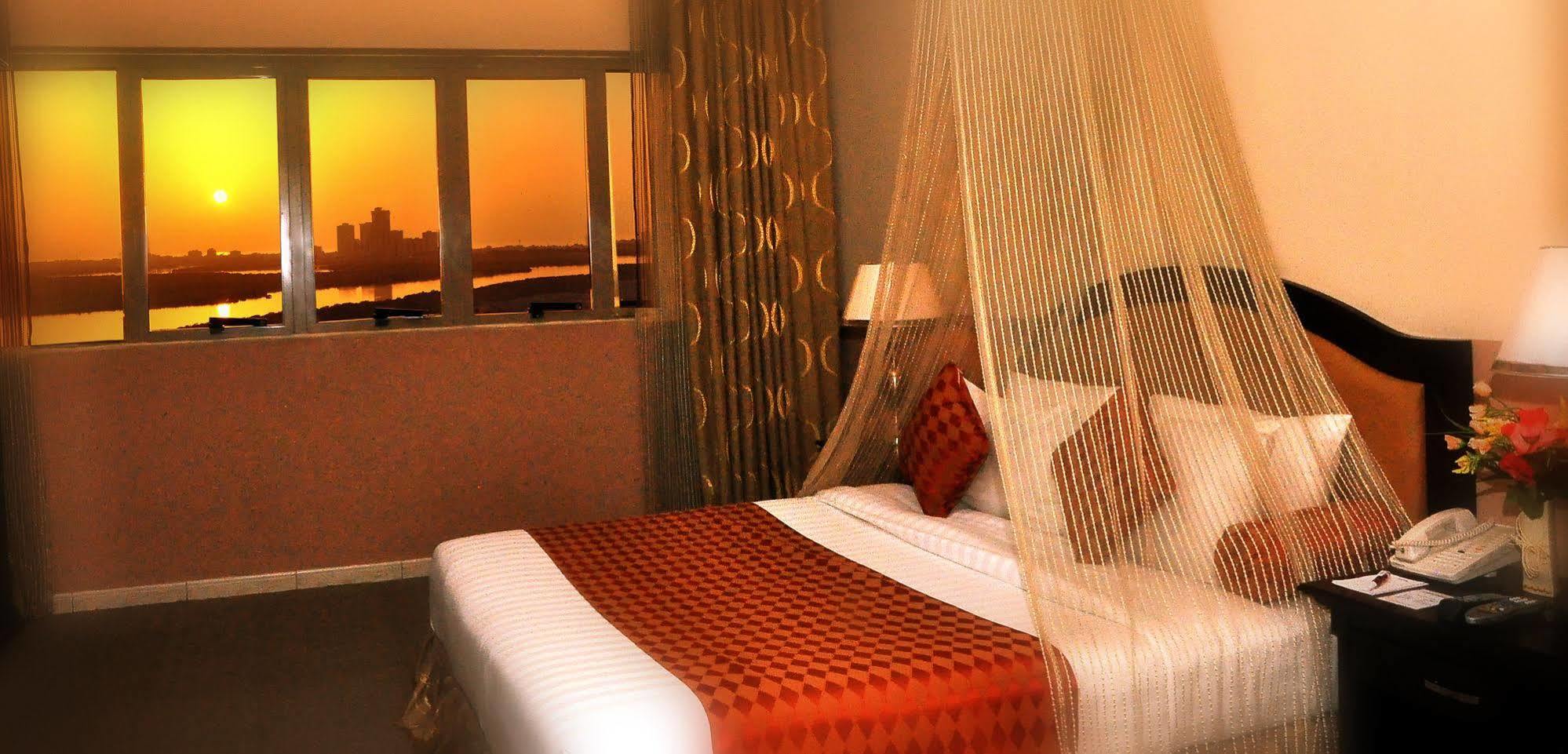 City Hotel Ras al-Khaimah Luaran gambar